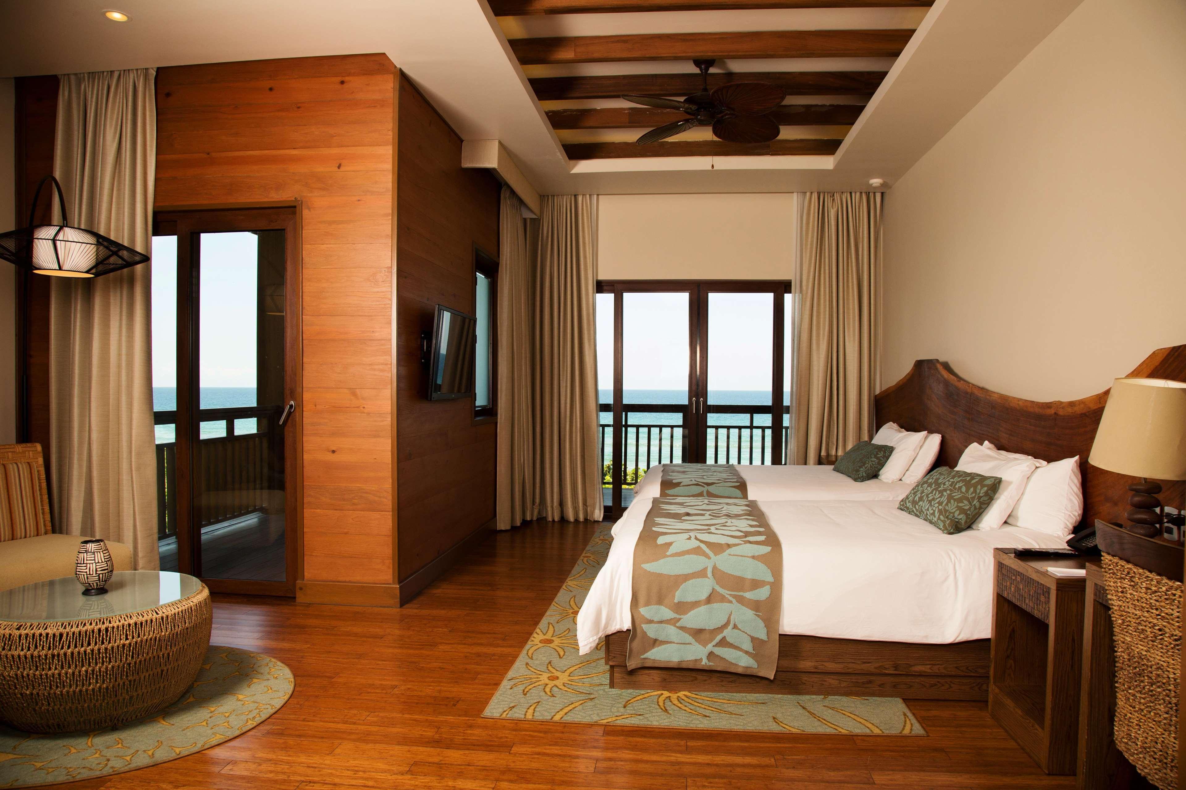 Indura Beach & Golf Resort Curio Collection By Hilton Tela Exterior photo